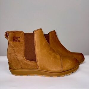 Sorel Evie II Chelsea Boots Waterproof Suede NL5020 Taffy Women's 9.5 M